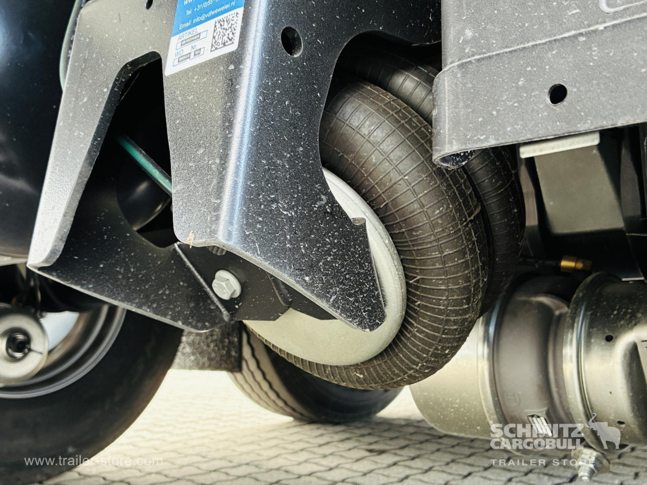 New Isothermal semi-trailer SCHMITZ Auflieger Tiefkühler Standard Double deck: picture 12 New Isothermal semi-trailer SCHMITZ Auflieger Tiefkühler Standard Double deck: picture 12