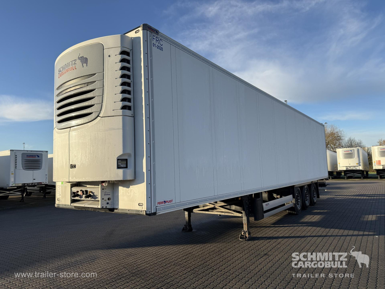 SCHMITZ Auflieger Tiefkühler Standard Double deck - Isothermal semi-trailer: picture 1 SCHMITZ Auflieger Tiefkühler Standard Double deck - Isothermal semi-trailer: picture 1