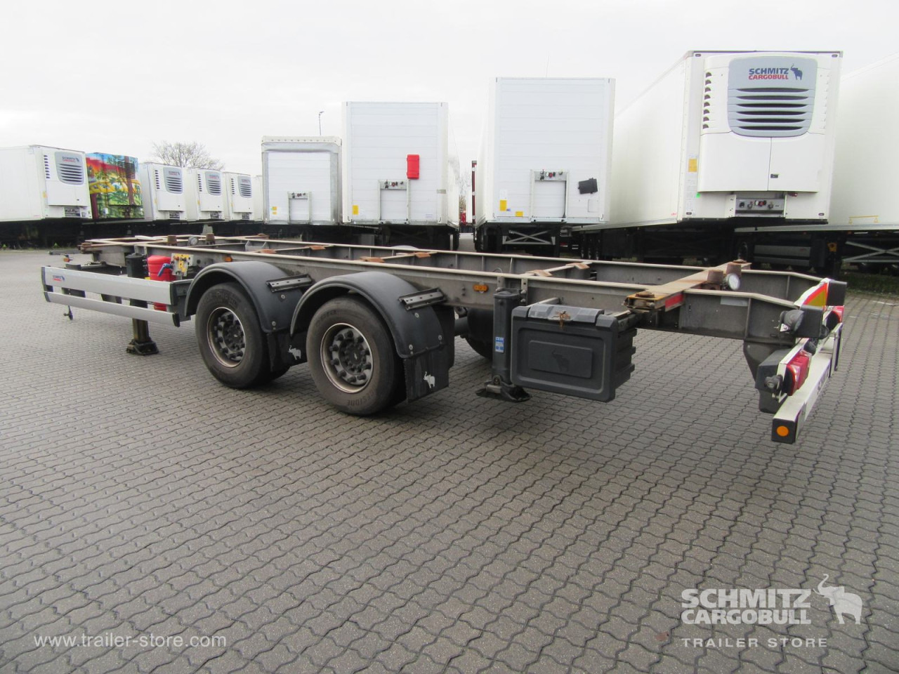 SCHMITZ Zentralachsanhänger Wechselfahrgestell - Container transporter/ Swap body trailer: picture 4 SCHMITZ Zentralachsanhänger Wechselfahrgestell - Container transporter/ Swap body trailer: picture 4
