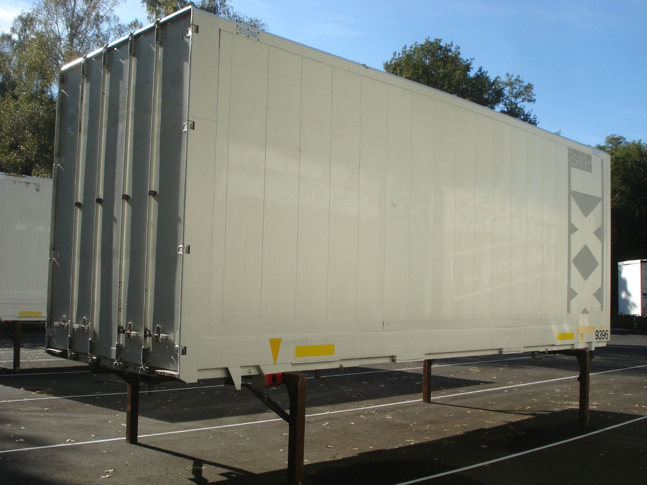 Krone WK 7,7 STG Kleider Textil Jumbo C 7,82 - Closed box trailer: picture 3 Krone WK 7,7 STG Kleider Textil Jumbo C 7,82 - Closed box trailer: picture 3