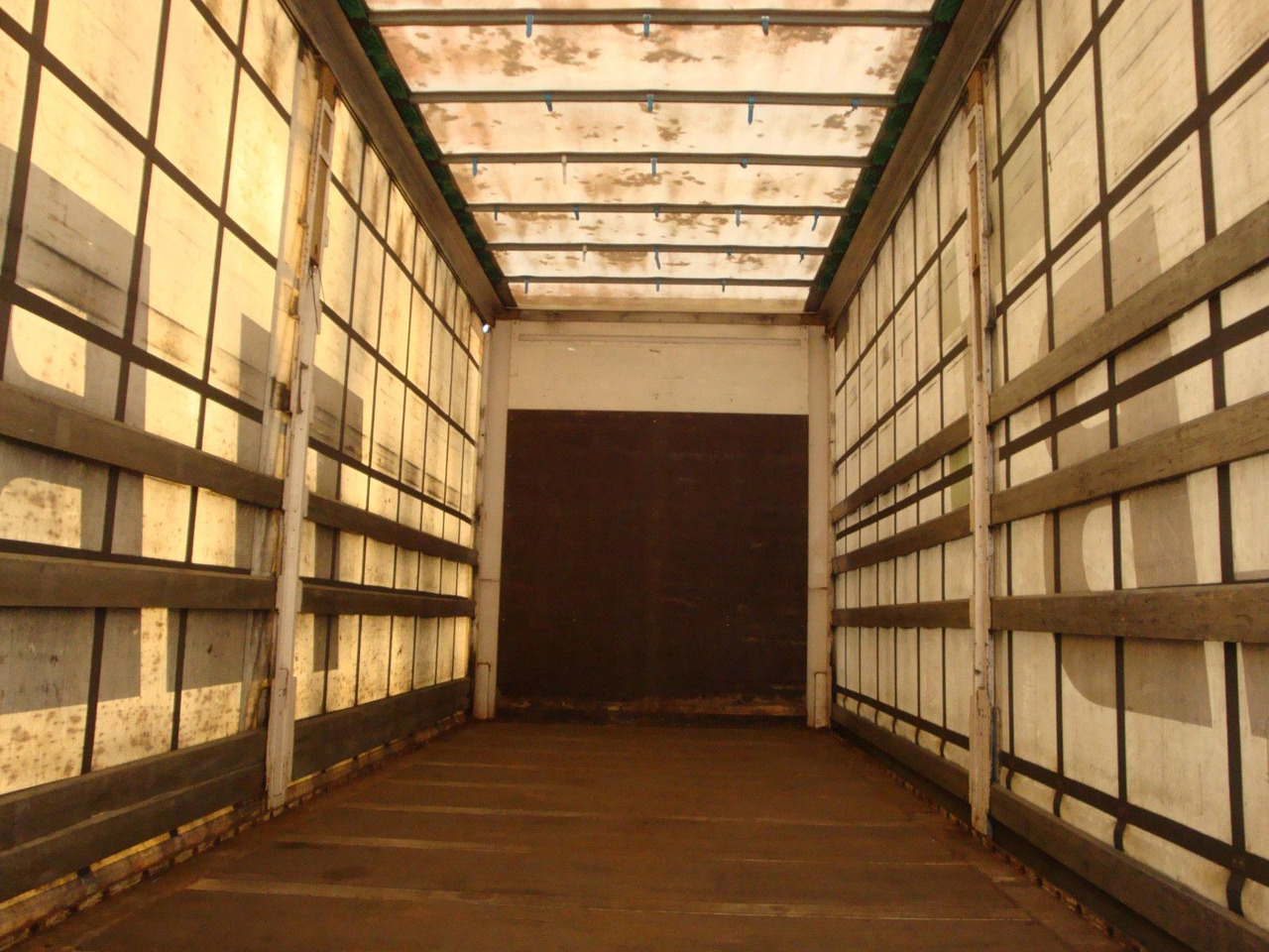 Krone ZZW 18 Jumbo Edscha Schiebeverdeck BDF 116 cbm - Container transporter/ Swap body trailer: picture 5 Krone ZZW 18 Jumbo Edscha Schiebeverdeck BDF 116 cbm - Container transporter/ Swap body trailer: picture 5