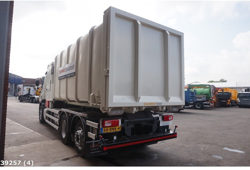 DAF FAN CF 300 - Refuse truck: picture 2 DAF FAN CF 300 - Refuse truck: picture 2