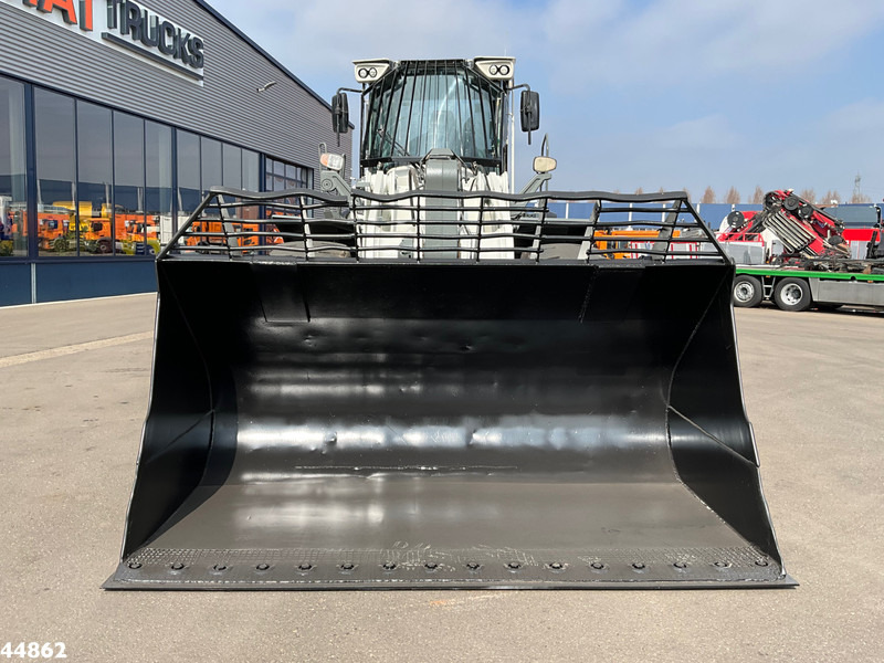 Wheel loader Liebherr L566 Wheel loader: picture 9 Wheel loader Liebherr L566 Wheel loader: picture 9