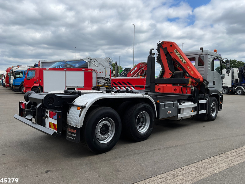 MAN TGA 26.360 6x4H Palfinger 21 Tonmeter laadkraan - Hook lift truck, Crane truck: picture 4 MAN TGA 26.360 6x4H Palfinger 21 Tonmeter laadkraan - Hook lift truck, Crane truck: picture 4