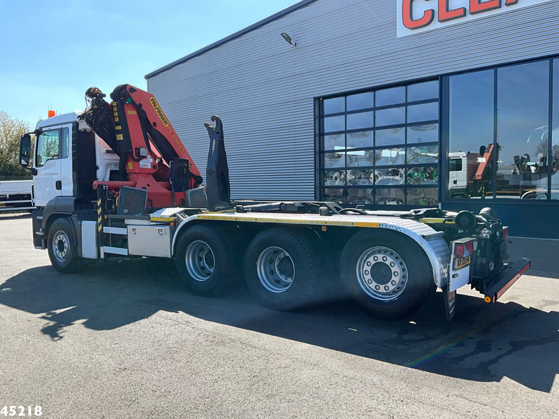 MAN TGS 35.440 8x4 Euro 5 Palfinger 30 Tonmeter laadkraan - Hook lift truck, Crane truck: picture 4 MAN TGS 35.440 8x4 Euro 5 Palfinger 30 Tonmeter laadkraan - Hook lift truck, Crane truck: picture 4