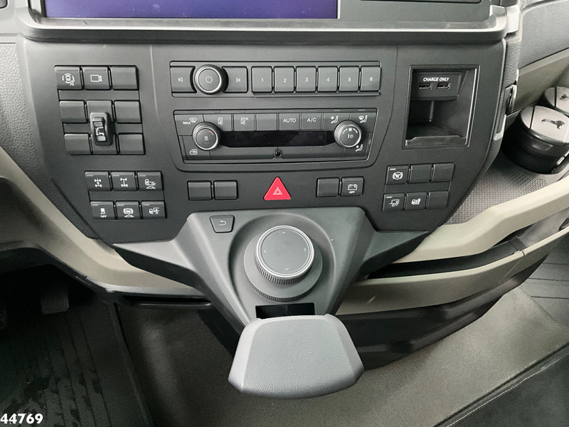 New Crane truck MAN TGX 26.580 6x4 Euro 6 Retarder Hiab 30 Tonmeter laadkraan + Fly-jib New and Unused!: picture 15