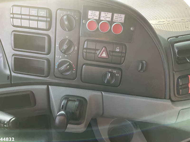 Vacuum truck Mercedes-Benz Actros 4141 8x4 Kroll Saug/Spul aufbau: picture 20