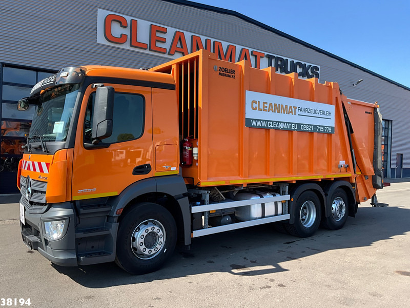 Mercedes-Benz Antos 2533 Euro 6 Zoeller 23m³ Just 103.720 km! - Refuse truck: picture 2 Mercedes-Benz Antos 2533 Euro 6 Zoeller 23m³ Just 103.720 km! - Refuse truck: picture 2