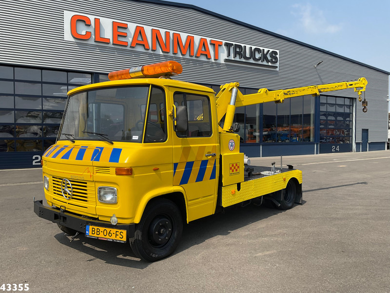 Mercedes-Benz L508 DC Bergingswagen Just 135.534 km! - Tow truck: picture 1 Mercedes-Benz L508 DC Bergingswagen Just 135.534 km! - Tow truck: picture 1
