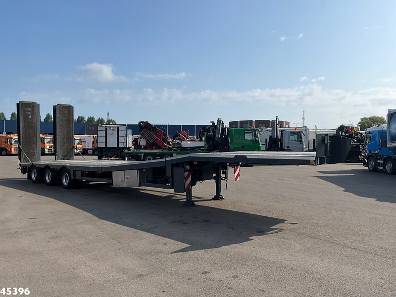 Nooteboom MCO-48-03 Machine / Hoogwerker transport - Autotransporter semi-trailer: picture 3 Nooteboom MCO-48-03 Machine / Hoogwerker transport - Autotransporter semi-trailer: picture 3