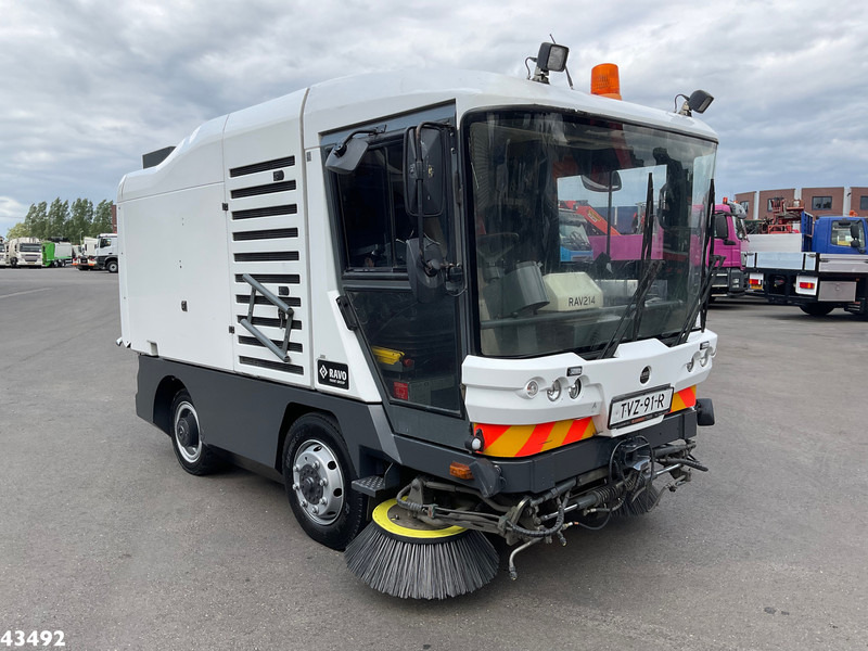 Ravo 540 - Road sweeper: picture 3 Ravo 540 - Road sweeper: picture 3