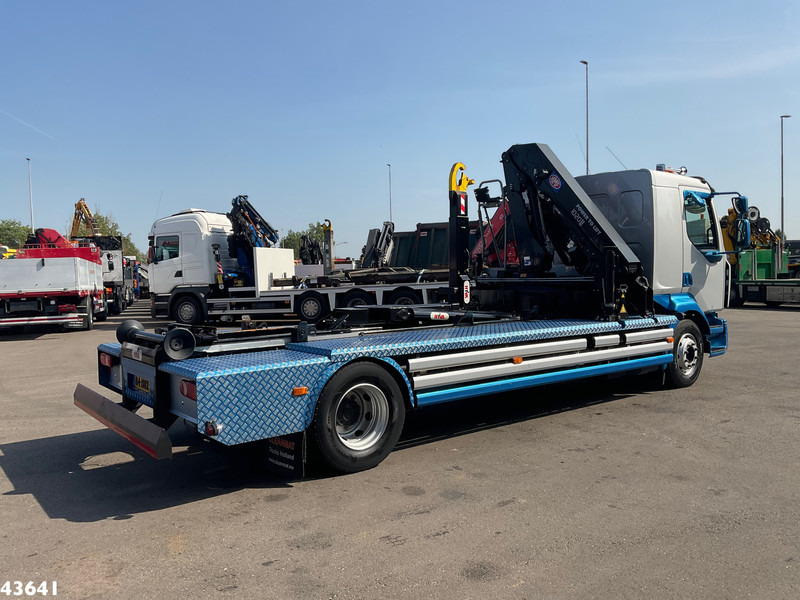 Renault D 240 Euro 6 HMF 10 Tonmeter laadkraan Just 66.850 km! - Hook lift truck, Crane truck: picture 4 Renault D 240 Euro 6 HMF 10 Tonmeter laadkraan Just 66.850 km! - Hook lift truck, Crane truck: picture 4