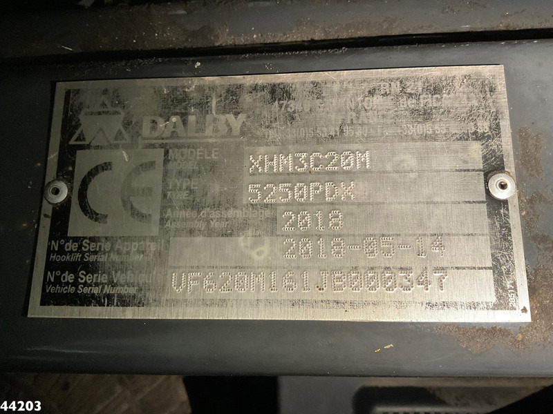 Hook lift truck Renault D-WIDE Euro 6 20 Ton haakarmsysteem: picture 20 Hook lift truck Renault D-WIDE Euro 6 20 Ton haakarmsysteem: picture 20