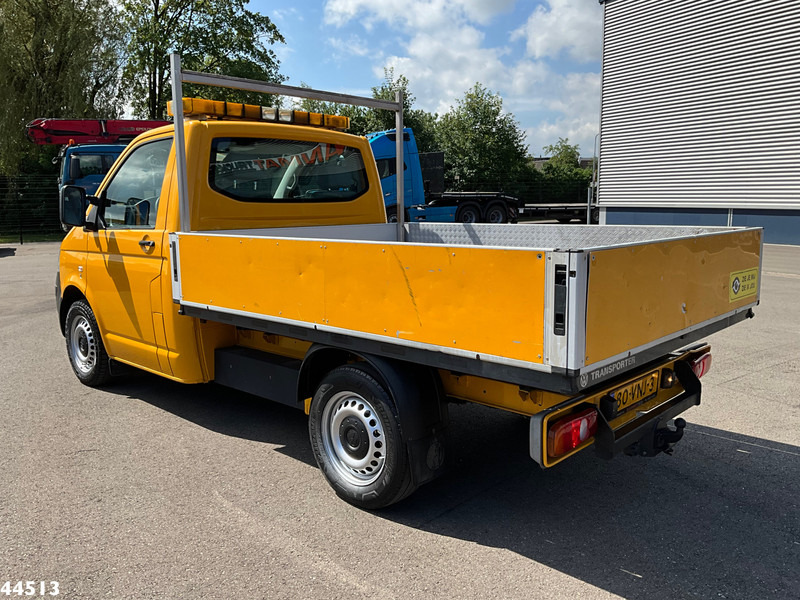 Volkswagen Transporter 2.0 300 Manual - Dropside/ Flatbed truck: picture 3 Volkswagen Transporter 2.0 300 Manual - Dropside/ Flatbed truck: picture 3