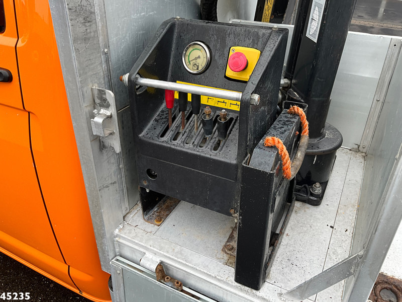 Leasing of Volkswagen Transporter 2.0 TDI DC Hiab 1,3 Tonmeter laadkraan Just 194.250 km! Volkswagen Transporter 2.0 TDI DC Hiab 1,3 Tonmeter laadkraan Just 194.250 km!: picture 14