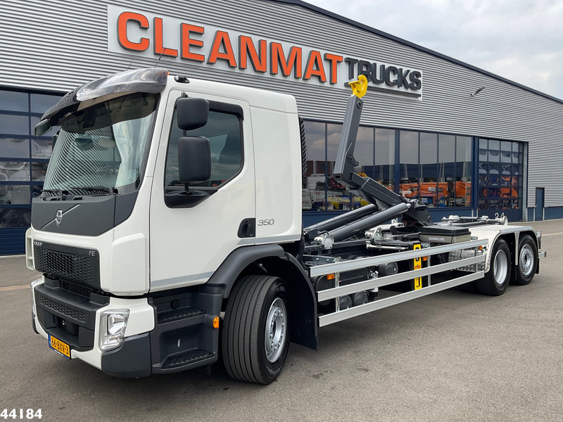 Volvo FE 350 6x2 Hyvalift 20 Ton haakarmsysteem - Hook lift truck: picture 1 Volvo FE 350 6x2 Hyvalift 20 Ton haakarmsysteem - Hook lift truck: picture 1