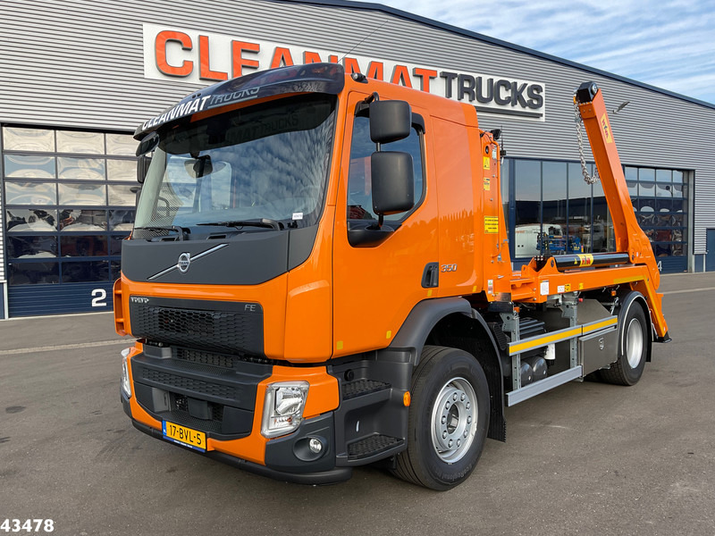 Volvo FE 350 Hyva 14 Ton portaalarmsysteem - Skip loader truck: picture 1 Volvo FE 350 Hyva 14 Ton portaalarmsysteem - Skip loader truck: picture 1