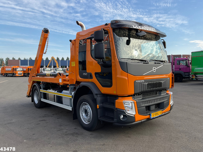 Volvo FE 350 Hyva 14 Ton portaalarmsysteem - Skip loader truck: picture 2 Volvo FE 350 Hyva 14 Ton portaalarmsysteem - Skip loader truck: picture 2