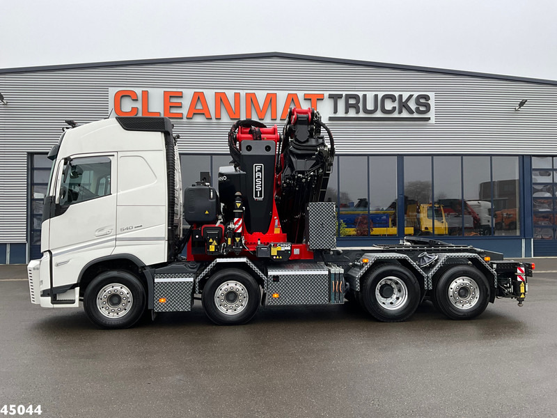 Volvo FH 540 8x2 Fassi 145 Tonmeter laadkraan + Fly-JIb Just 7.187 Km! Demo voertuig! - Crane truck: picture 5 Volvo FH 540 8x2 Fassi 145 Tonmeter laadkraan + Fly-JIb Just 7.187 Km! Demo voertuig! - Crane truck: picture 5