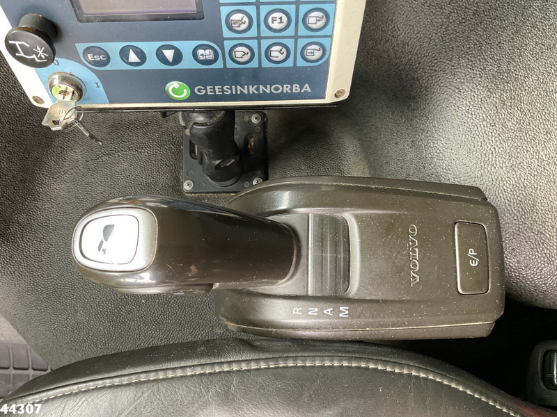 Refuse truck Volvo FM 450 Euro 6 GeesinkNorba RL300: picture 19 Refuse truck Volvo FM 450 Euro 6 GeesinkNorba RL300: picture 19