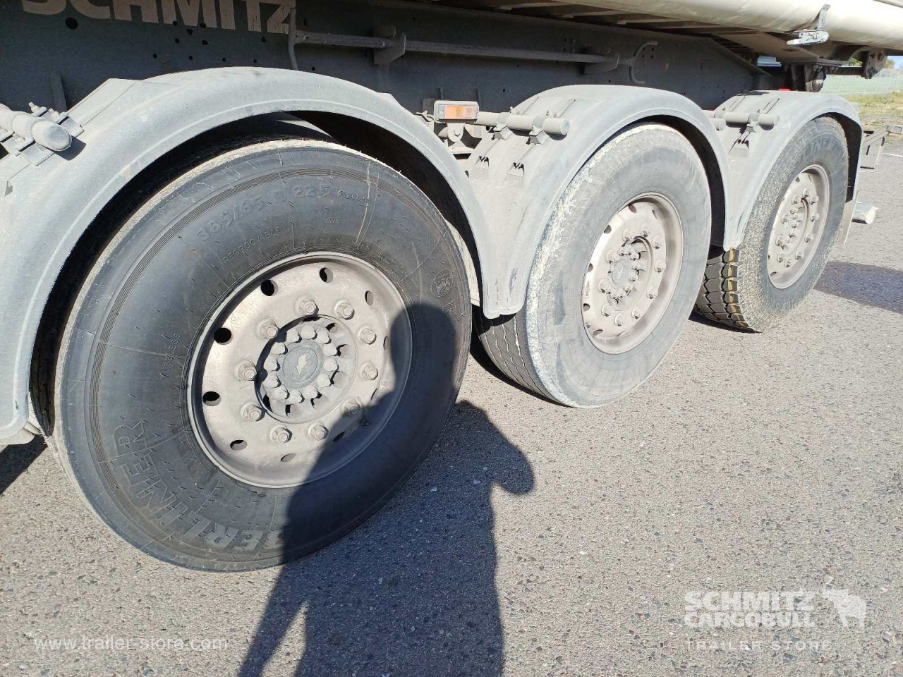 SCHMITZ Auflieger Kipper Alukastenmulde 24m³ - Tipper semi-trailer: picture 2 SCHMITZ Auflieger Kipper Alukastenmulde 24m³ - Tipper semi-trailer: picture 2