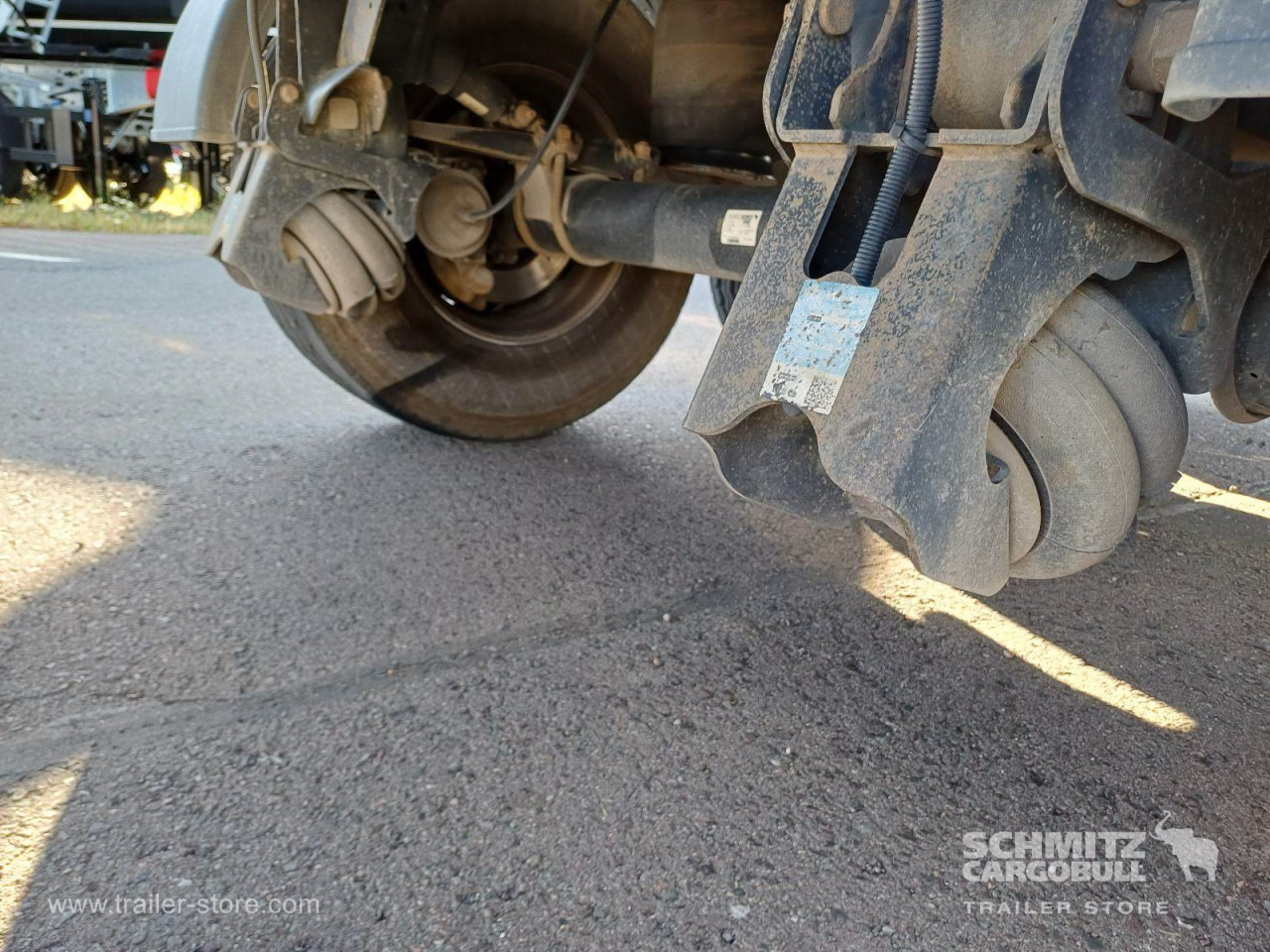 SCHMITZ Auflieger Kipper Alukastenmulde 27m³ - Tipper semi-trailer: picture 4 SCHMITZ Auflieger Kipper Alukastenmulde 27m³ - Tipper semi-trailer: picture 4