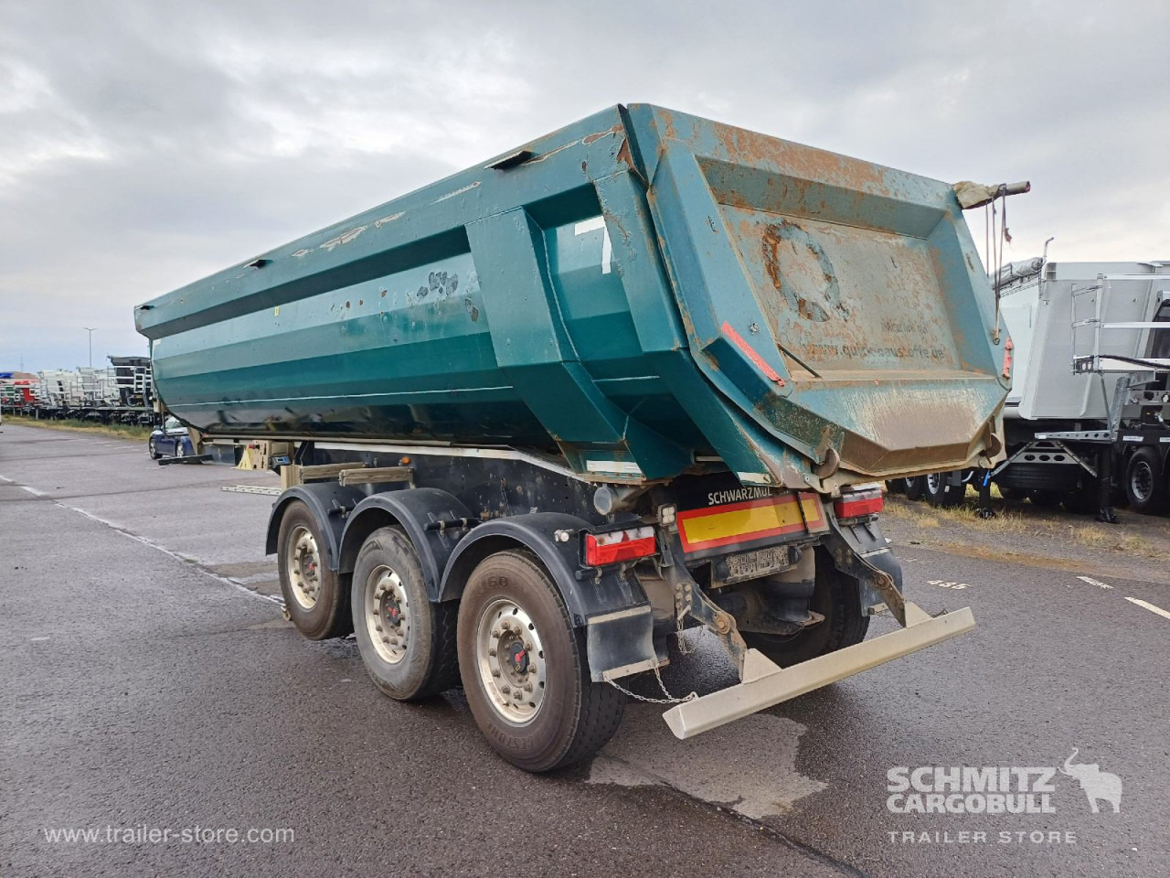 SCHWARZMUELLER Auflieger Kipper Stahlrundmulde 26m³ - Tipper semi-trailer: picture 4 SCHWARZMUELLER Auflieger Kipper Stahlrundmulde 26m³ - Tipper semi-trailer: picture 4