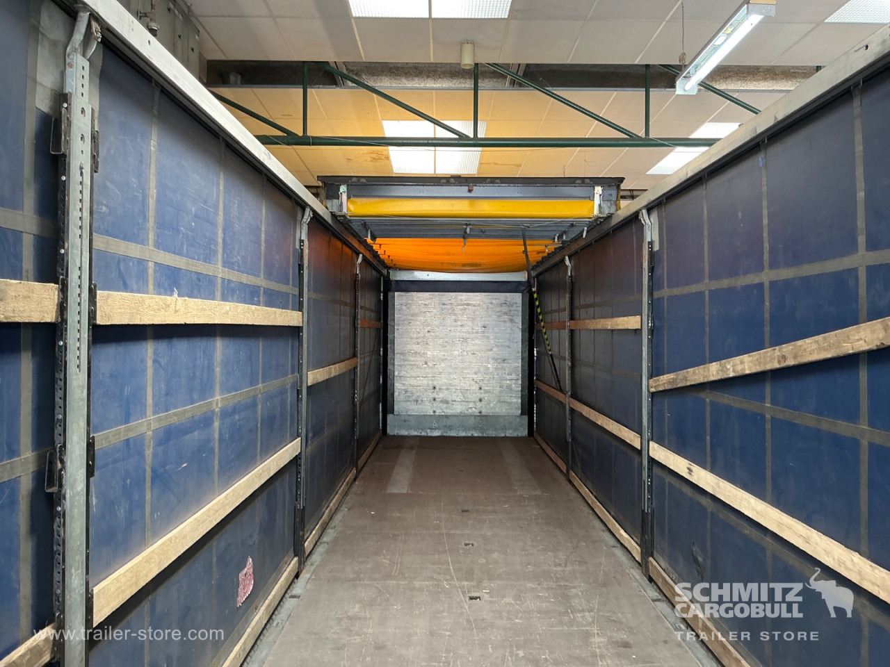SCHMITZ Curtainsider Standard - Curtainsider semi-trailer: picture 5 SCHMITZ Curtainsider Standard - Curtainsider semi-trailer: picture 5