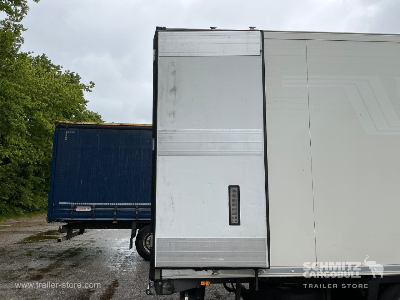 Isothermal semi-trailer SCHMITZ Reefer Meat hanging system: picture 13