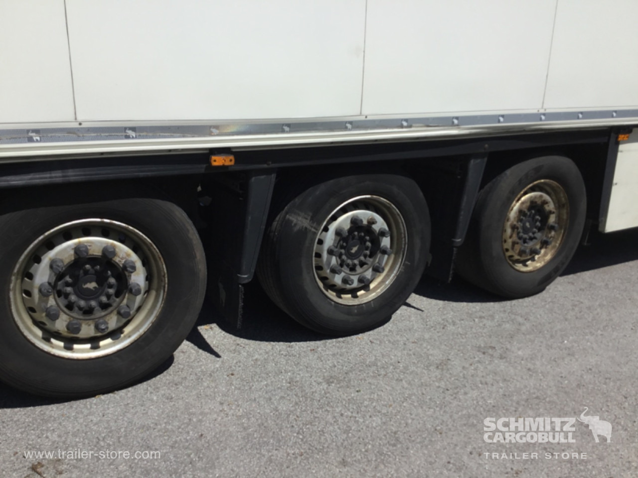 SCHMITZ Reefer Meat hanging system - Isothermal semi-trailer: picture 3 SCHMITZ Reefer Meat hanging system - Isothermal semi-trailer: picture 3