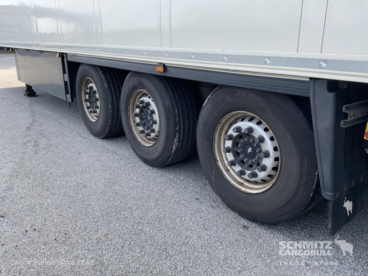 Isothermal semi-trailer SCHMITZ Reefer Standard Double deck: picture 15 Isothermal semi-trailer SCHMITZ Reefer Standard Double deck: picture 15