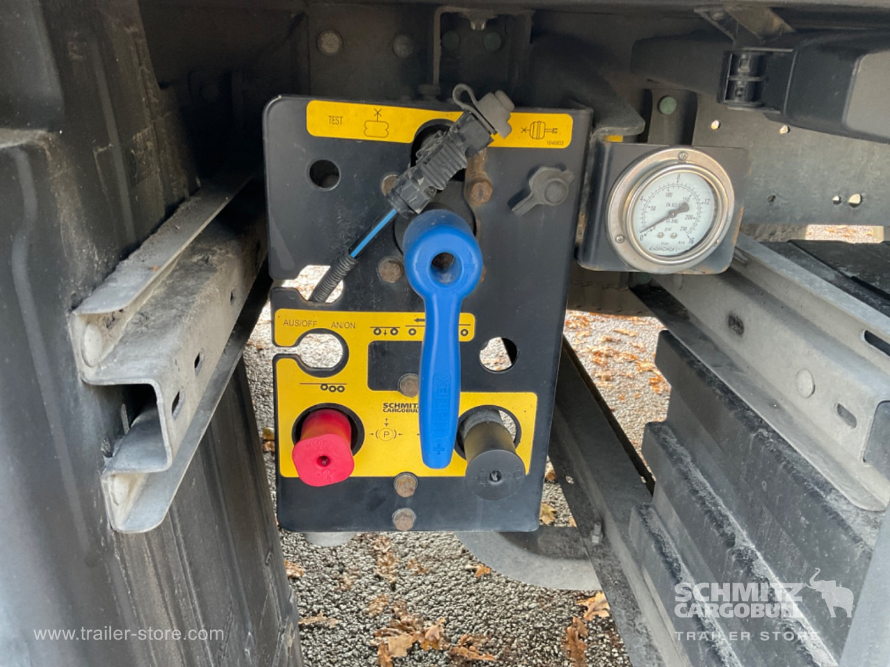 SCHMITZ Reefer Standard Double deck - Isothermal semi-trailer: picture 2 SCHMITZ Reefer Standard Double deck - Isothermal semi-trailer: picture 2