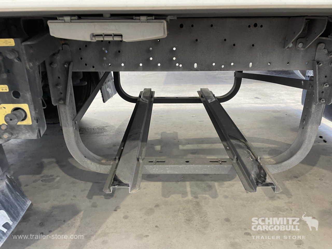 SCHMITZ Semiremolque Frigo Standard - Isothermal semi-trailer: picture 2 SCHMITZ Semiremolque Frigo Standard - Isothermal semi-trailer: picture 2
