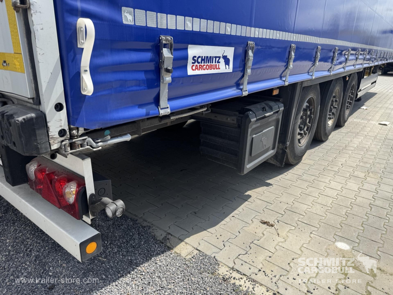 SCHMITZ Curtainsider Standard - Curtainsider semi-trailer: picture 5 SCHMITZ Curtainsider Standard - Curtainsider semi-trailer: picture 5