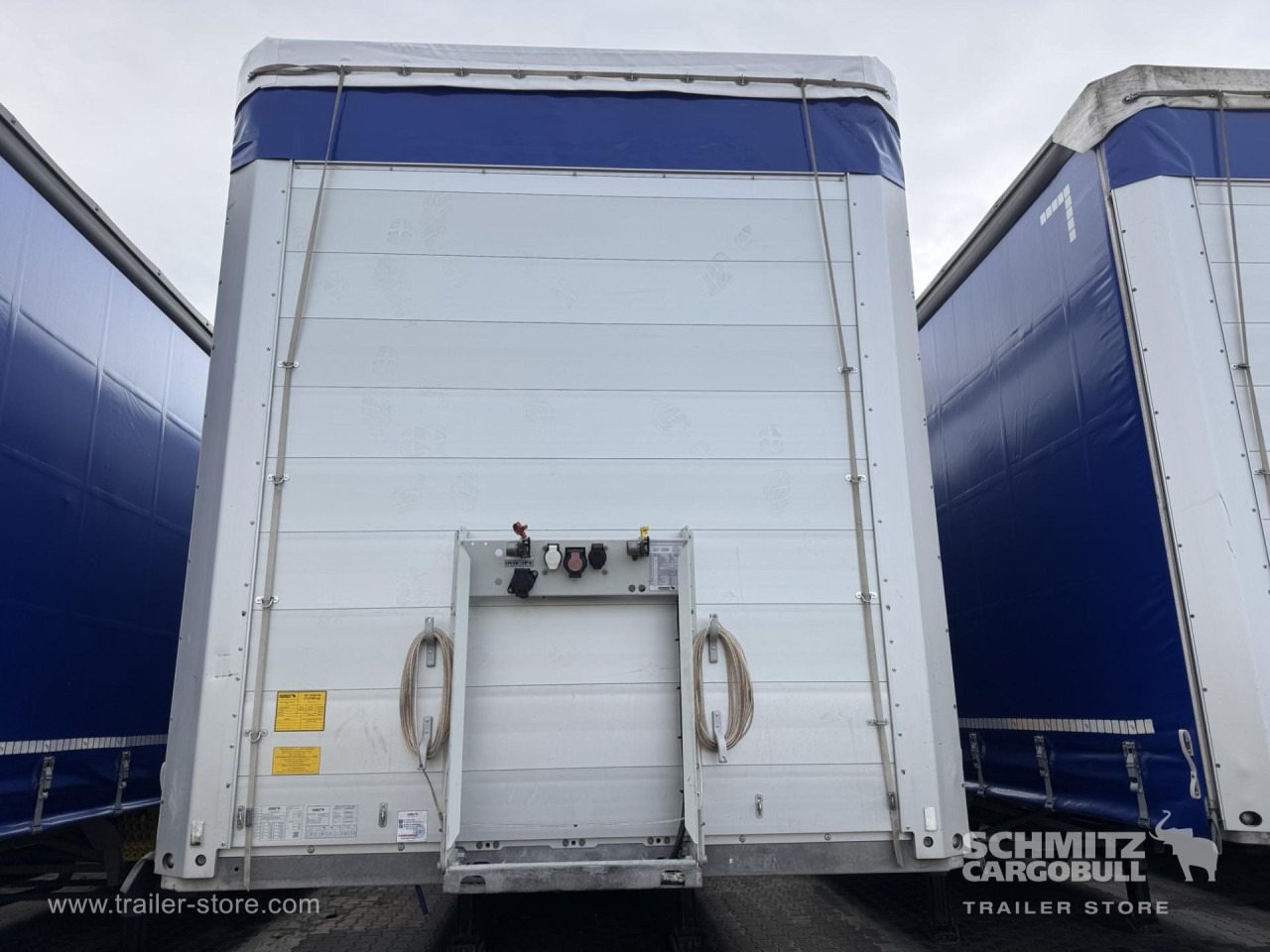 SCHMITZ Curtainsider Standard - Curtainsider semi-trailer: picture 4 SCHMITZ Curtainsider Standard - Curtainsider semi-trailer: picture 4