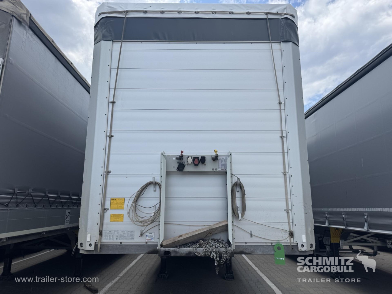 SCHMITZ Curtainsider Standard - Curtainsider semi-trailer: picture 5 SCHMITZ Curtainsider Standard - Curtainsider semi-trailer: picture 5