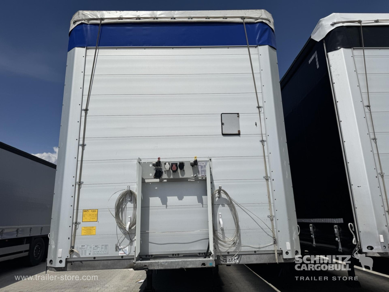SCHMITZ Curtainsider Standard - Curtainsider semi-trailer: picture 2 SCHMITZ Curtainsider Standard - Curtainsider semi-trailer: picture 2