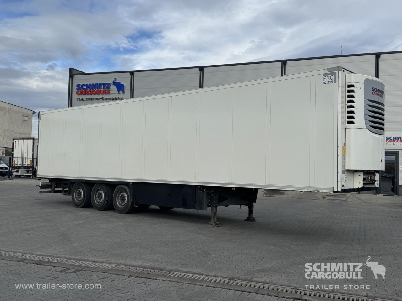 SCHMITZ Reefer Standard Double deck - Isothermal semi-trailer: picture 1 SCHMITZ Reefer Standard Double deck - Isothermal semi-trailer: picture 1