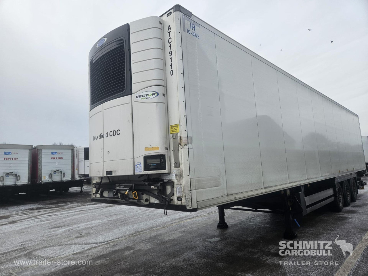 Isothermal semi-trailer SCHMITZ Reefer Multitemp Taillift: picture 11