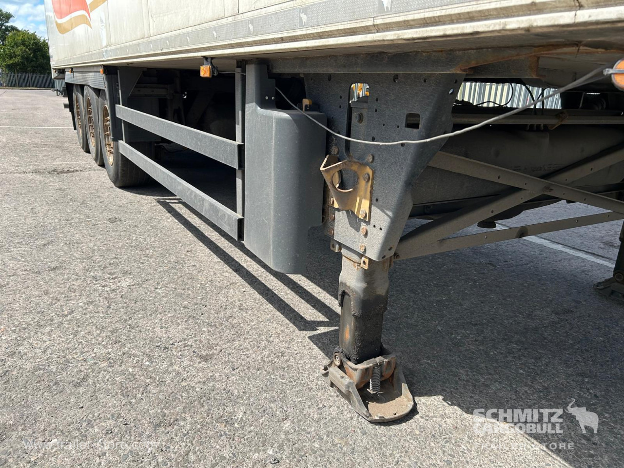 SCHMITZ Reefer Standard - Isothermal semi-trailer: picture 3 SCHMITZ Reefer Standard - Isothermal semi-trailer: picture 3