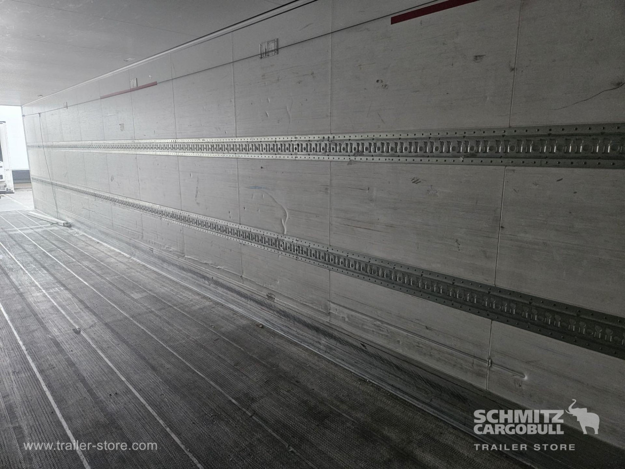 SCHMITZ Reefer Standard - Isothermal semi-trailer: picture 3 SCHMITZ Reefer Standard - Isothermal semi-trailer: picture 3