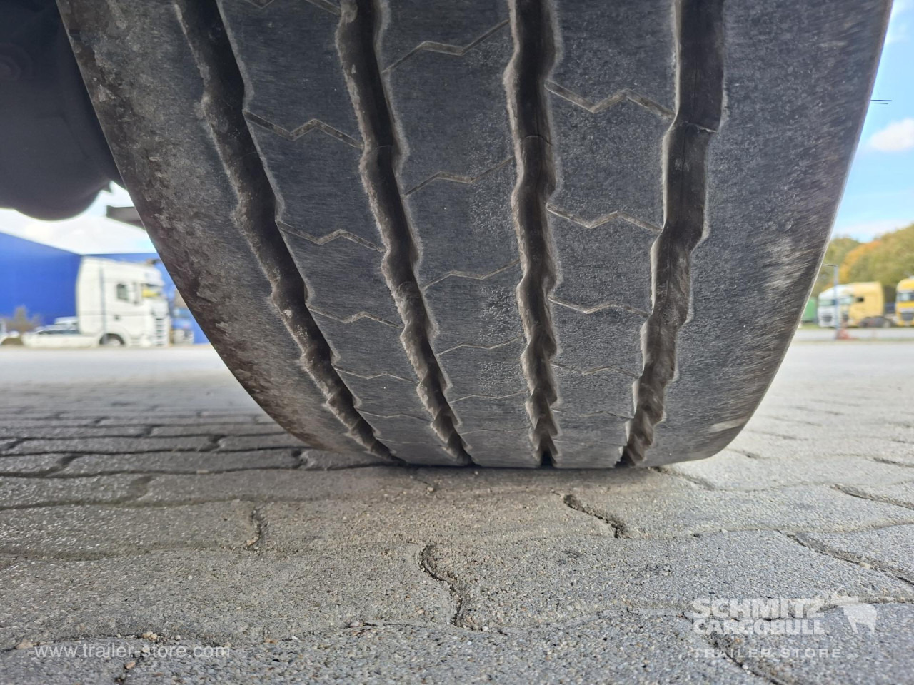 SCHMITZ Reefer Standard - Isothermal semi-trailer: picture 5 SCHMITZ Reefer Standard - Isothermal semi-trailer: picture 5