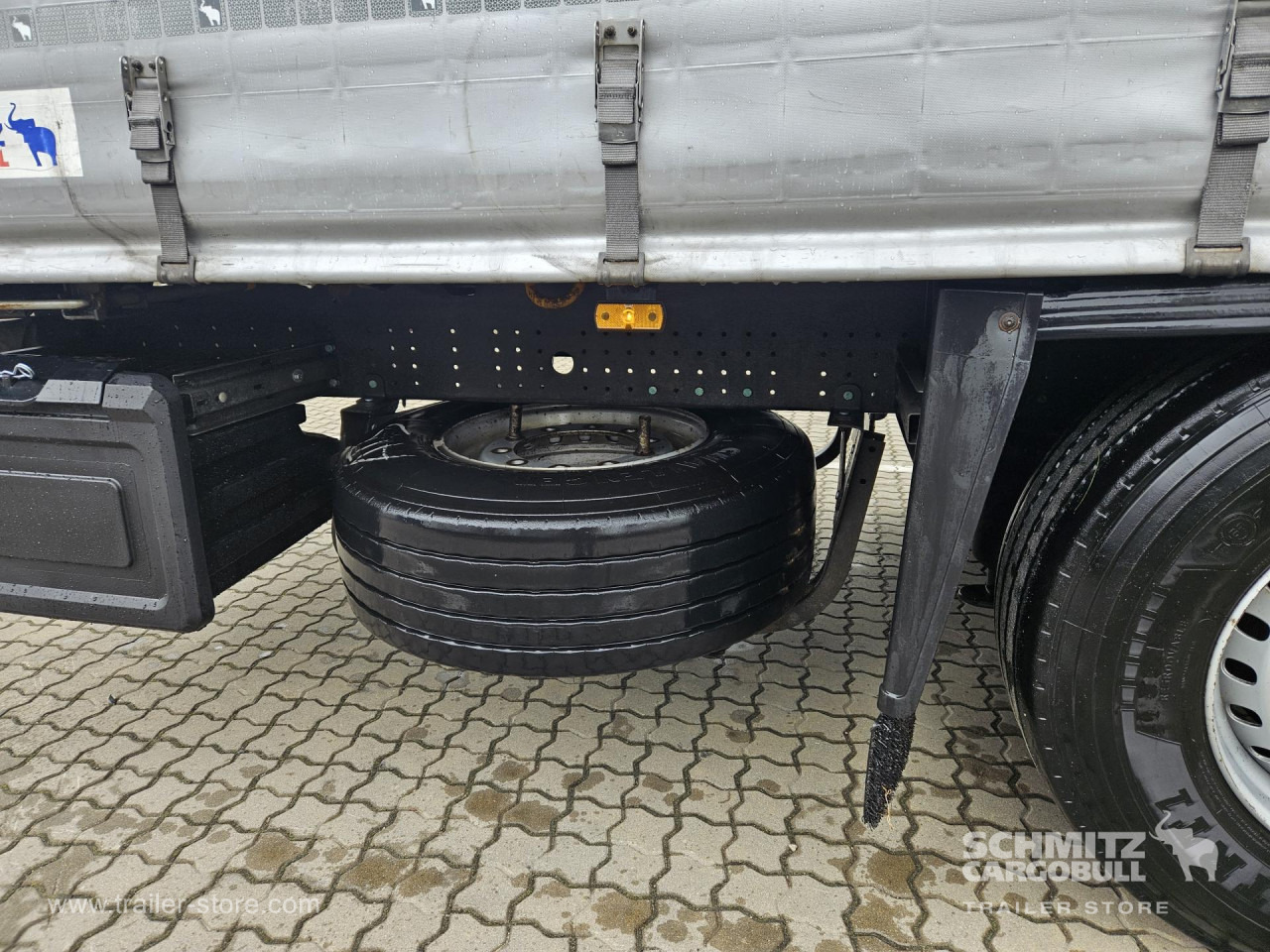 SCHMITZ Curtainsider Standard - Curtainsider semi-trailer: picture 2 SCHMITZ Curtainsider Standard - Curtainsider semi-trailer: picture 2