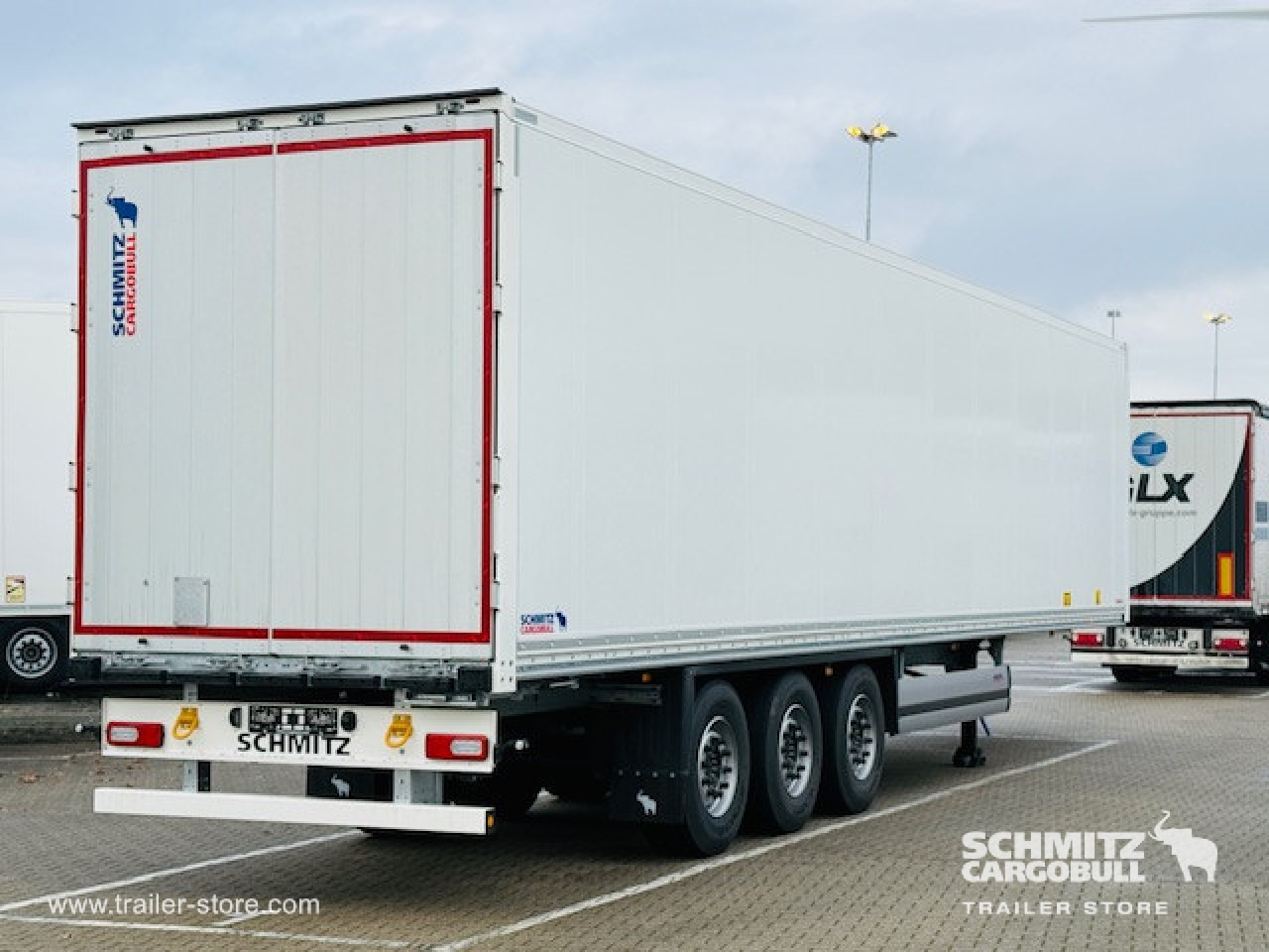 SCHMITZ Oplegger Kasten Standard - Closed box semi-trailer: picture 1 SCHMITZ Oplegger Kasten Standard - Closed box semi-trailer: picture 1