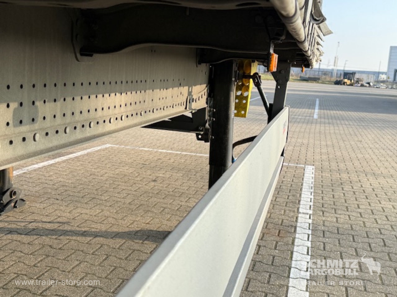 SCHMITZ Oplegger Schuifzeil Standard - Curtainsider semi-trailer: picture 2 SCHMITZ Oplegger Schuifzeil Standard - Curtainsider semi-trailer: picture 2