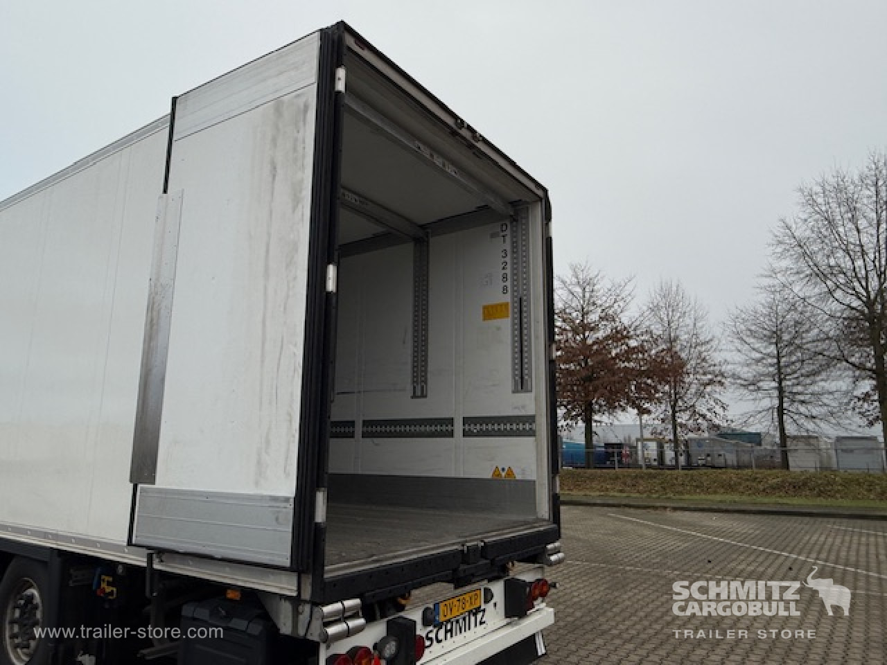 SCHMITZ Oplegger Vries Standard Double deck - Isothermal semi-trailer: picture 2 SCHMITZ Oplegger Vries Standard Double deck - Isothermal semi-trailer: picture 2