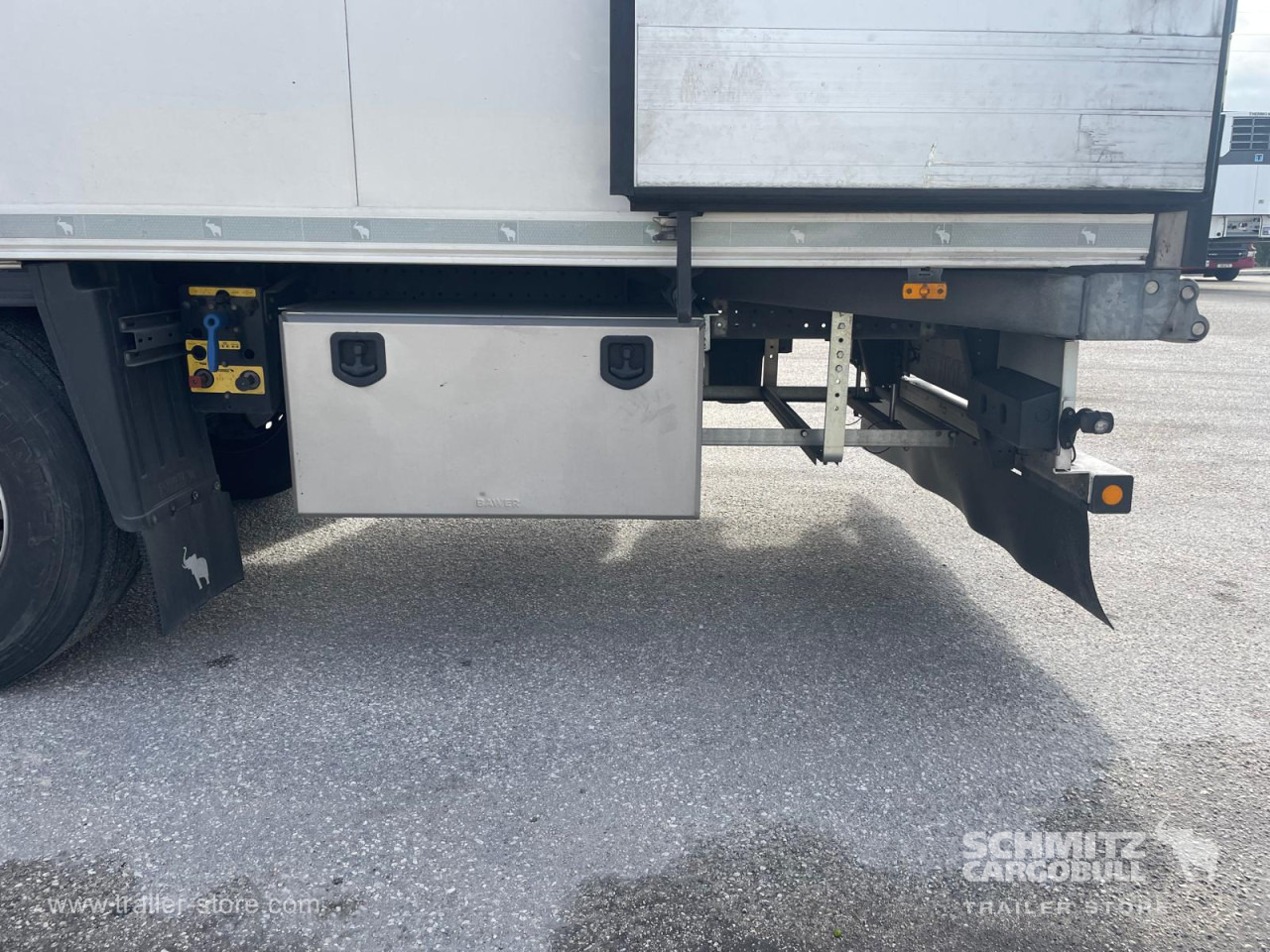 SCHMITZ Reefer Standard - Isothermal semi-trailer: picture 3 SCHMITZ Reefer Standard - Isothermal semi-trailer: picture 3