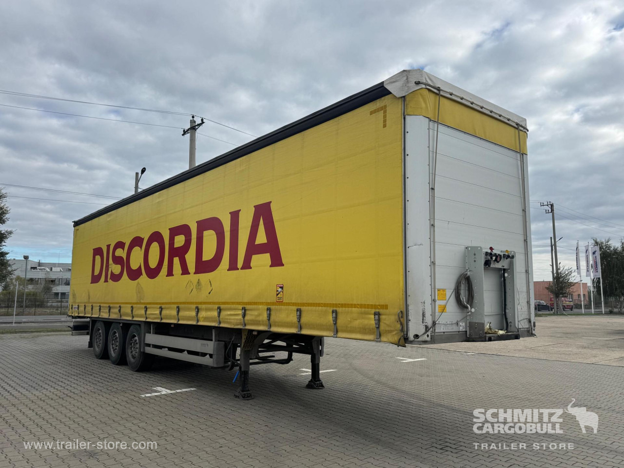 SCHMITZ Curtainsider Standard - Curtainsider semi-trailer: picture 4 SCHMITZ Curtainsider Standard - Curtainsider semi-trailer: picture 4