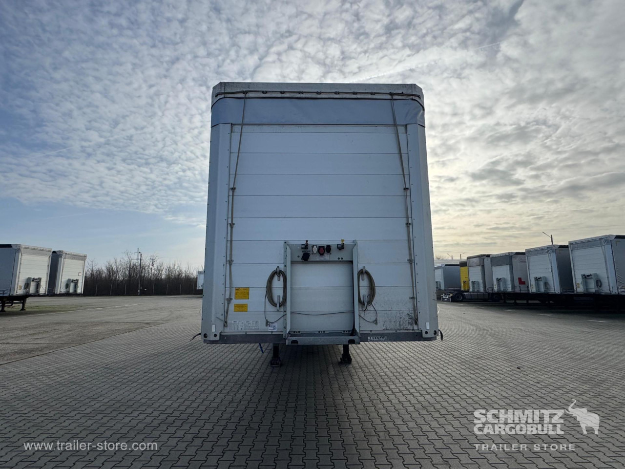 Leasing of SCHMITZ Curtainsider Standard SCHMITZ Curtainsider Standard: picture 9