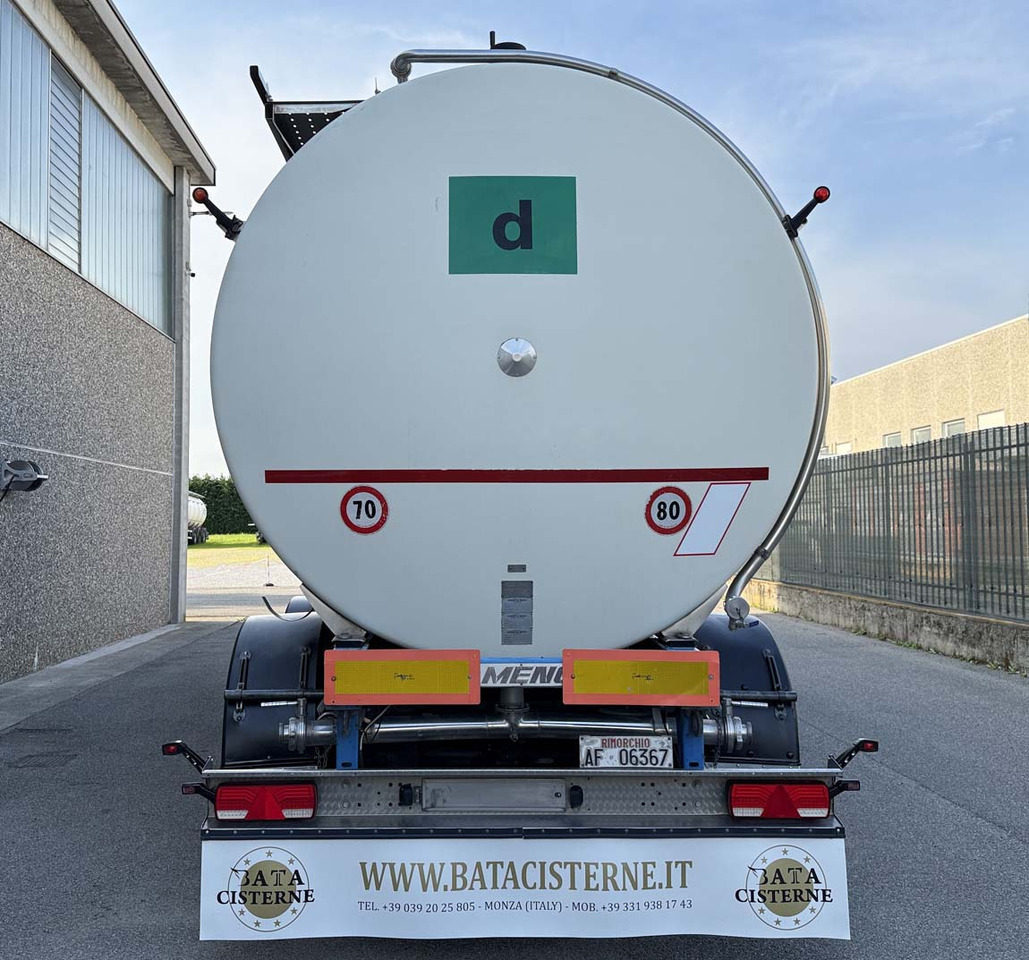 Bata SANTI/MENCI 13.000-8.000-13.000LT - Tanker semi-trailer: picture 3 Bata SANTI/MENCI 13.000-8.000-13.000LT - Tanker semi-trailer: picture 3